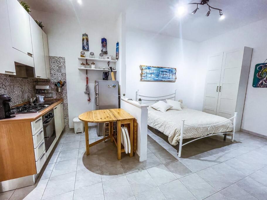 加埃塔Casa Con Abbonamento Parcheggio Sul Lungomare公寓 外观 照片
